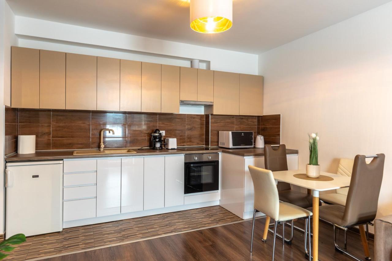 Leo Apartment Budapest Exterior photo