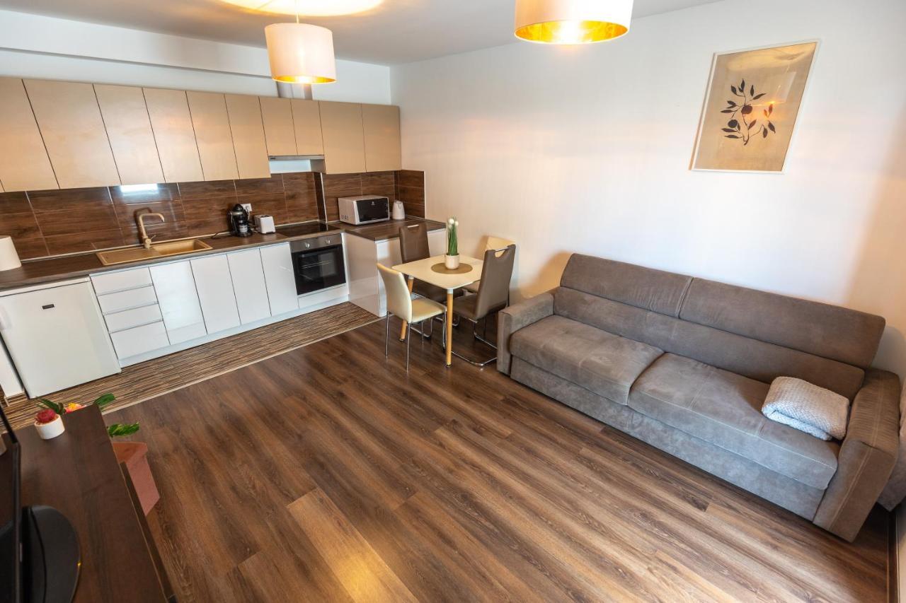 Leo Apartment Budapest Exterior photo
